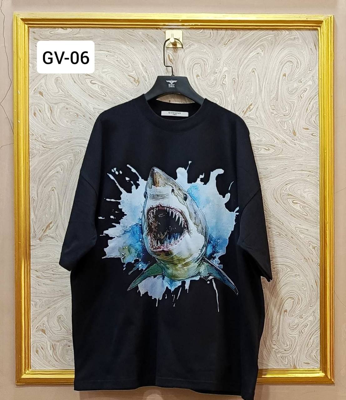 GIVENCHY GV06
