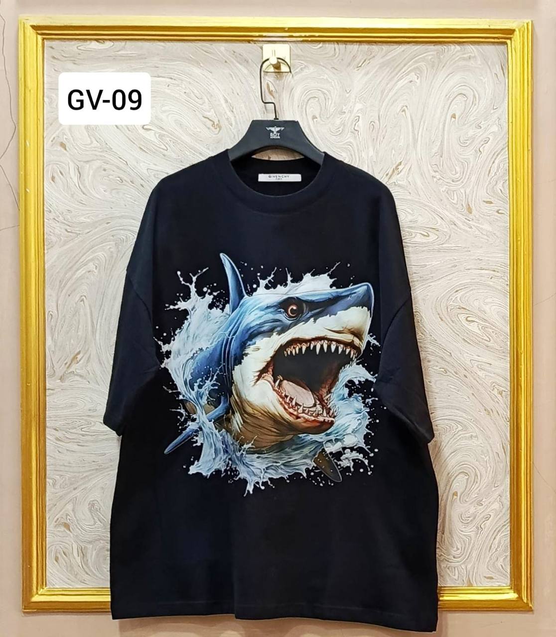 GIVENCHY GV09