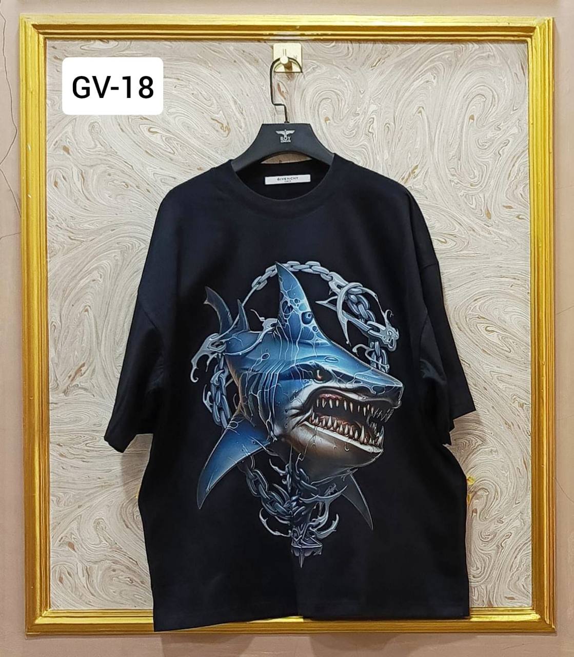 GIVENCHY GV18