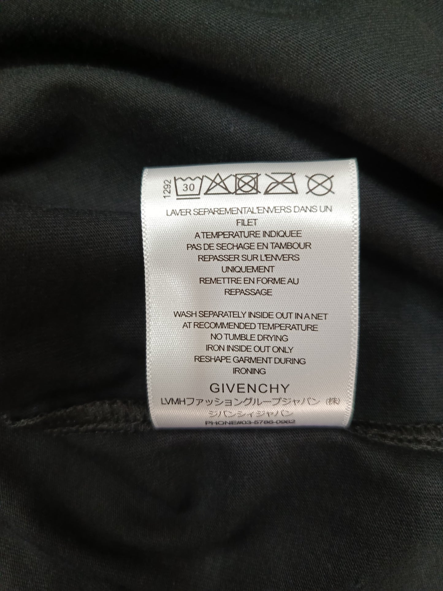 GIVENCHY GV103