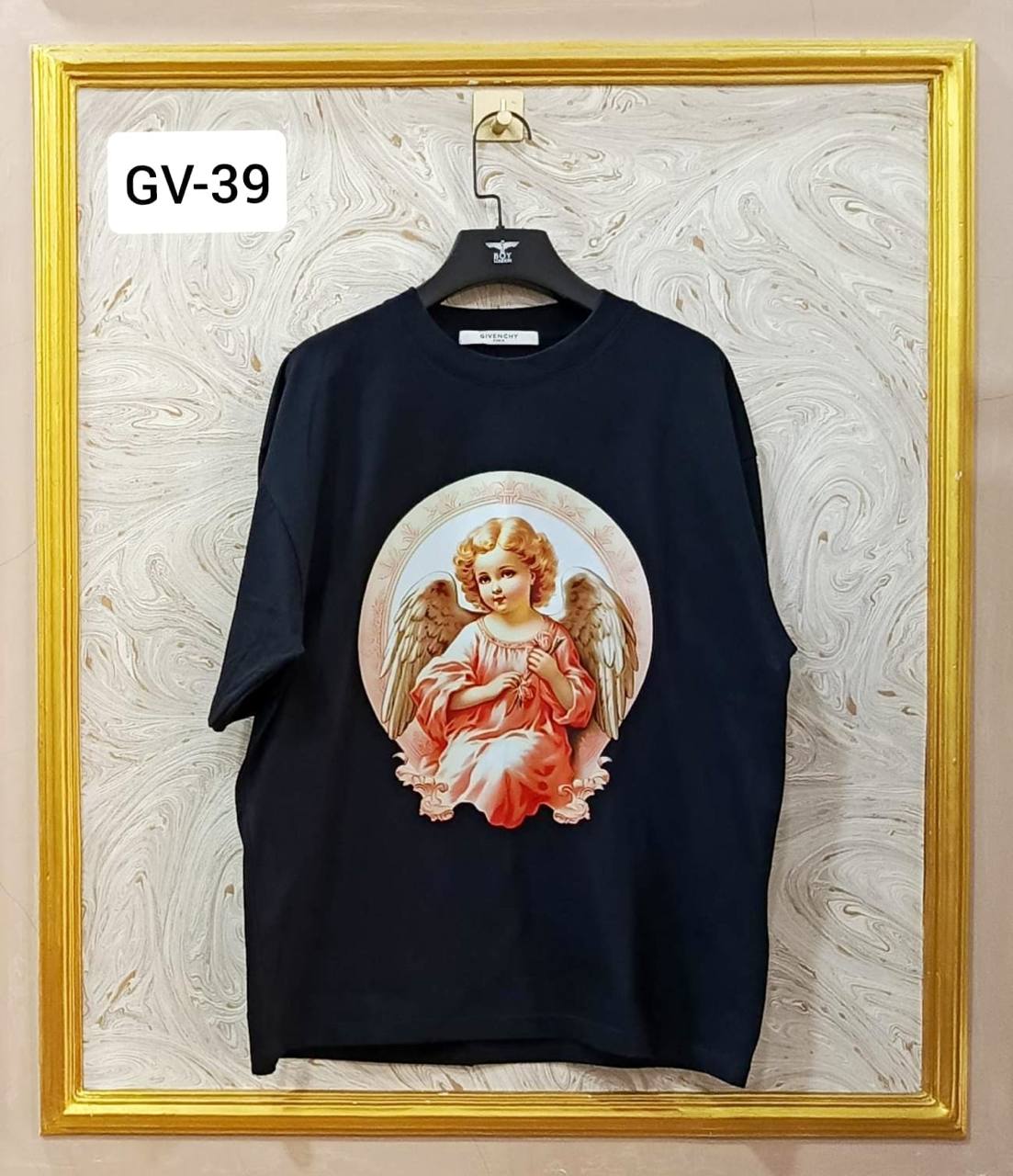 GIVENCHY GV39