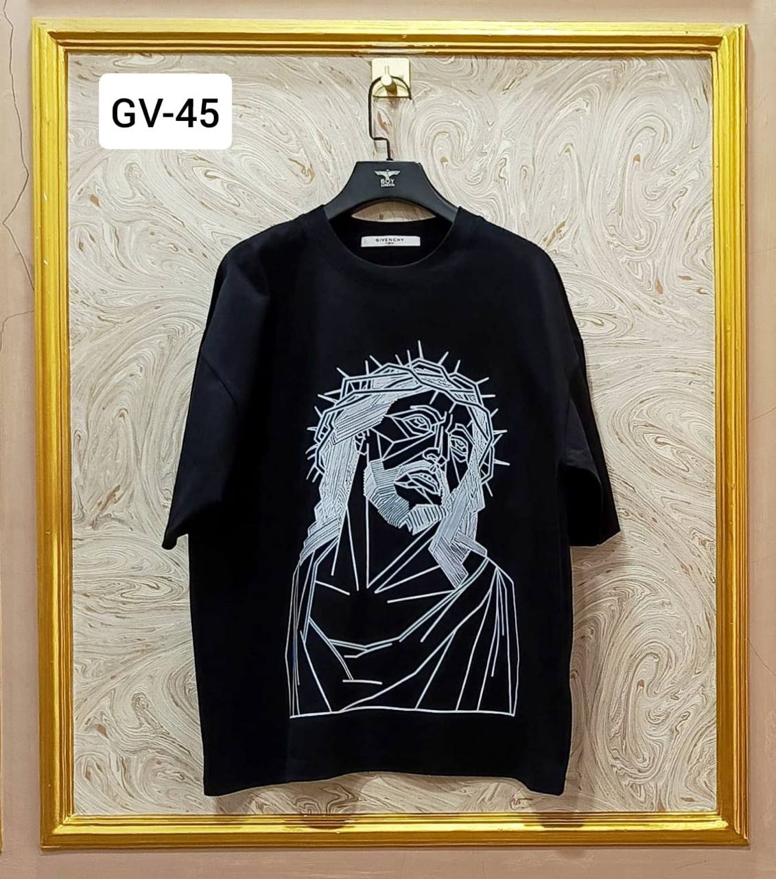 GIVENCHY GV45