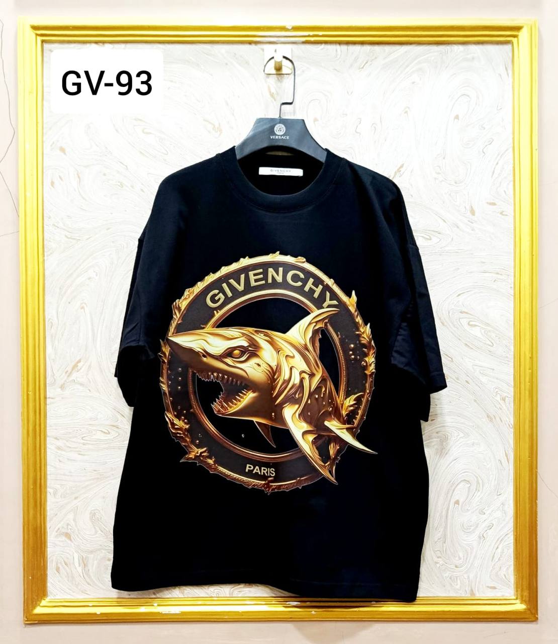 GIVENCHY GV93